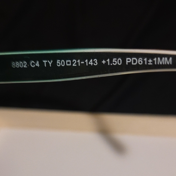 Transparent Green Reading Glasses +1.50 - Picture 3 of 3